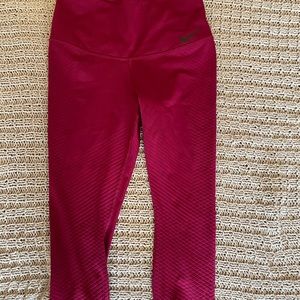 Nike Zonal strength workout leggings